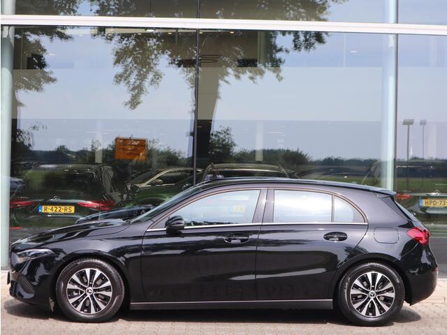 Mercedes-Benz A-KLASSE 180 Star Edition Navigatie | Camera | LED | Automaat