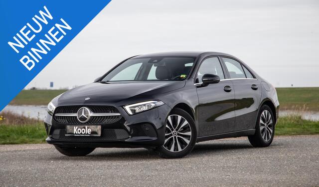 Mercedes-Benz A-KLASSE 250 e Business Line AUTOMAAT / LEDER / CRUISE CONTROLE / CAMERA / CARPLAY