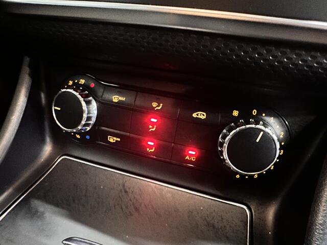 Mercedes-Benz A-KLASSE 160 My First Star Navigatie Camera Cruise Control Lichtmetalen velgen Airco Getinte ramen