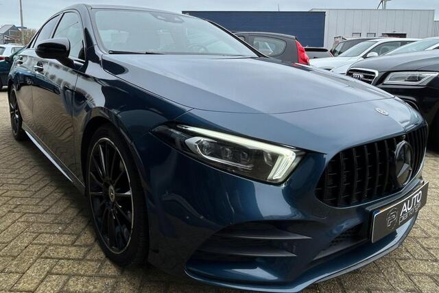 Mercedes-Benz A-KLASSE 180 d Launch Edition Premium Plus | BOMVOL | NL AUTO | AMG Pakket | Night Pakket | Sfeerverlichting | Burmester | PANO | Memory | 360 Camera | Elektrische Stoelen Met Stoelverwarming | DAB+ | 2 Sleutels |