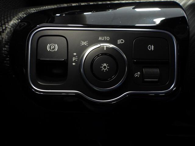 Mercedes-Benz A-KLASSE A160 Business Solution NAVI/CAMERA/LED/16"LMV!