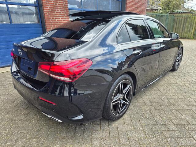 Mercedes-Benz A-KLASSE 180 Autom,Pano dak.