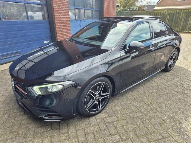 Mercedes-Benz A-KLASSE 180 Autom,Pano dak.