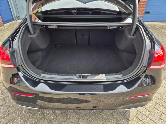 Mercedes-Benz A-KLASSE 180 Autom,Pano dak.