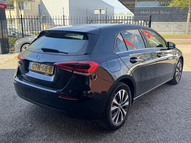 Mercedes-Benz A-KLASSE 250 e Business Line // DEALER ONDERHOUDEN // WIDESCREEN NAVI // CAMERA // CLIMA // CRUISE // STOELVERWARMING //