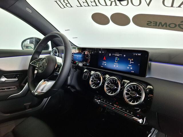 Mercedes-Benz A-KLASSE 250 e | Panoramadak