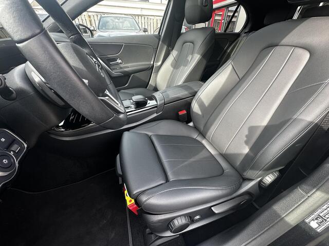 Mercedes-Benz A-KLASSE 250 e Luxury Line Pano|Sfeer|Matrix|Nightpakket