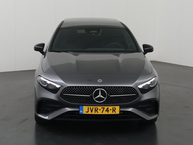 Mercedes-Benz A-KLASSE 250e Business Solution AMG | Panoramaschuifdak | Stoelverwarming | Achteruitrijcamera | MULTIBEAM LED | Nightpakket |