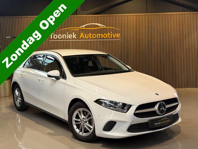 Mercedes-Benz A-KLASSE 200 Advantage Widescreen Navigatie Airco Stoelverwarming