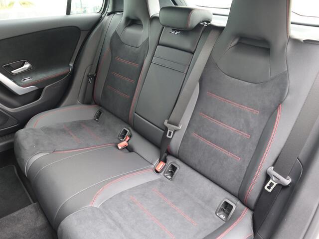Mercedes-Benz A-KLASSE 250 e Business Solution AMG