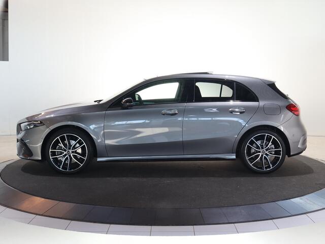 Mercedes-Benz A-KLASSE 250e Business Solution AMG | Night | AMG-line plus | Panoramadak | Head-up display | Memory stoelen | 360 camera | Sfeerverlichting | Multibeam LED |