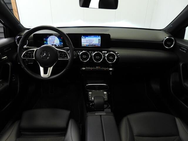 Mercedes-Benz A-KLASSE A250e Advantage NAVI/SCHUIFDAK/NIGHT/LED/18"LMV!