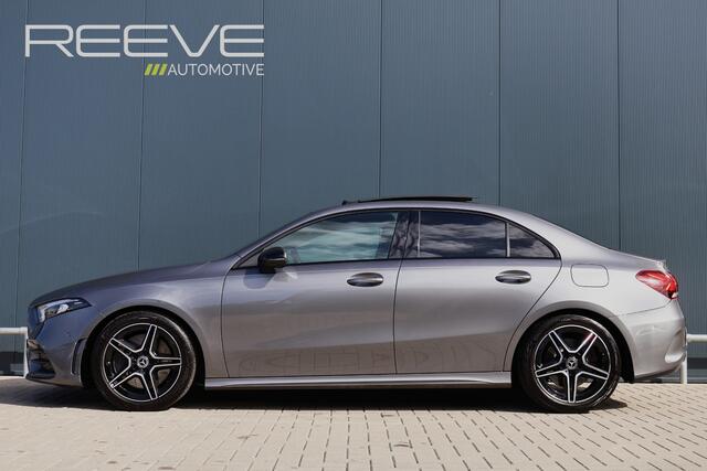 Mercedes-Benz A-KLASSE 250 AMG Automaat 225pk | Panoramadak | Wide Screen | Sfeerverlichting | Premium Audio | Stoelverwarming | Camera