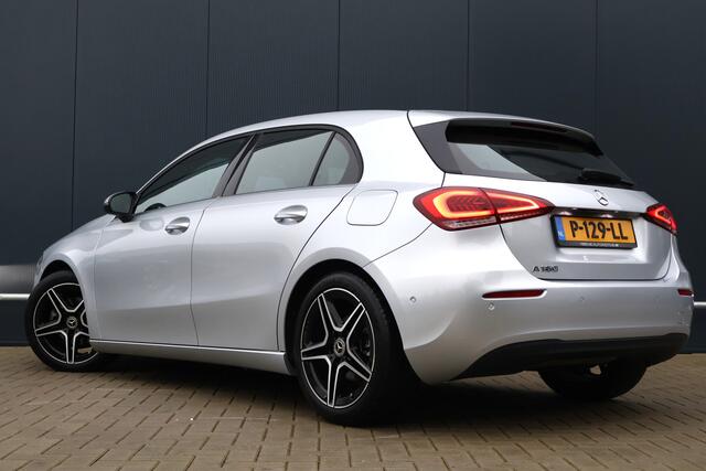 Mercedes-Benz A-KLASSE 180 Business Solution AMG Automaat | NL Auto | Wide Screen | Stoelverwarming | Camera | Half Leer