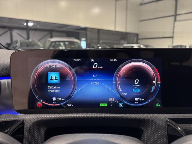 Mercedes-Benz A-KLASSE 250 e AMG | panorama | navi | sfeer verlichting |