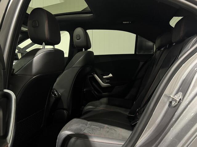 Mercedes-Benz A-KLASSE 250 e AMG | panorama | navi | sfeer verlichting |