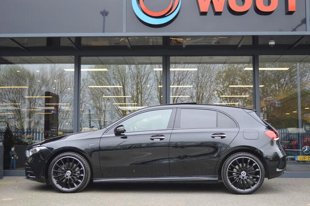 Mercedes-Benz A-KLASSE 250 e AMG Led Leder Panorama Memory Burmester Distronic Camera 360 Keyless Pdc