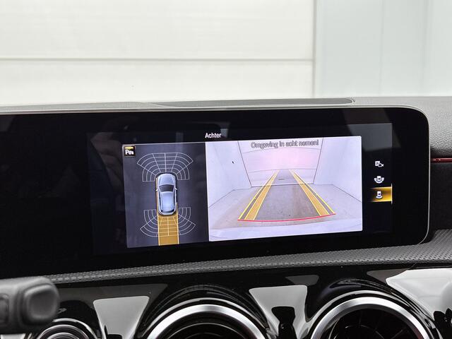 Mercedes-Benz A-KLASSE 180 Business Solution AMG | AMG Line | Stoelverwarming | Cruise Control | Inclusief 24 maanden Mercedes-Benz Certified garantie voor Europa.
