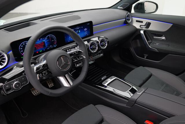 Mercedes-Benz A-KLASSE A250e AMG Line |Pano|Memory|Burmester|HUD|