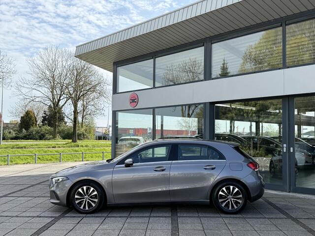 Mercedes-Benz A-KLASSE 180 Aut. Edition Xenon-LED | Navi | Camera | M-Bux | Sport St.