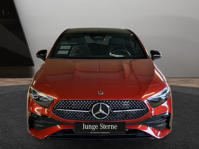 Mercedes-Benz A-KLASSE 250e AMG ** DESIGNO ROT ** NIGHT, PANORAMA, BURMESTER, 2-Zone CLIMA, 19-inch LMV, ** 1e EIG - UNFALLFREI ** ** INFORMEER OOK NAAR ONZE AANTREKKELIJKE FINANCIAL-LEASE TARIEVEN **