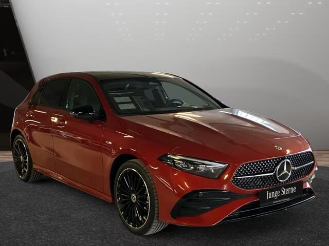 Mercedes-Benz A-KLASSE 250e AMG ** DESIGNO ROT ** NIGHT, PANORAMA, BURMESTER, 2-Zone CLIMA, 19-inch LMV, ** 1e EIG - UNFALLFREI ** ** INFORMEER OOK NAAR ONZE AANTREKKELIJKE FINANCIAL-LEASE TARIEVEN **