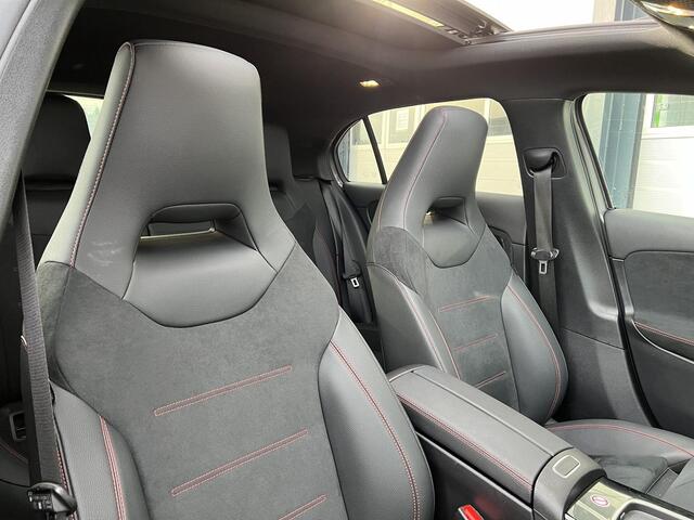 Mercedes-Benz A-KLASSE 180 AMG Line | Panoramadak | MULTIBEAM LED Koplampen | Dodehoekassistent | Advanced Sound System | Apple CarPlay | Android Auto | Augmented Reality voor Navigatie | Sfeerverlichting | Stoelverwarming