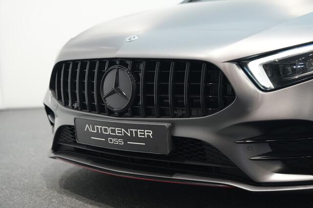Mercedes-Benz A-KLASSE AMG 35 4MATIC | PANO | BURMESTER | CAMERA | MULTIBEAM LED | SFEERVERLICHTING |