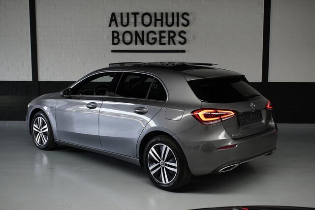 Mercedes-Benz A-KLASSE 250 e Advantage Pano, Sfeerverlichting, Adaptief Cr, Carplay