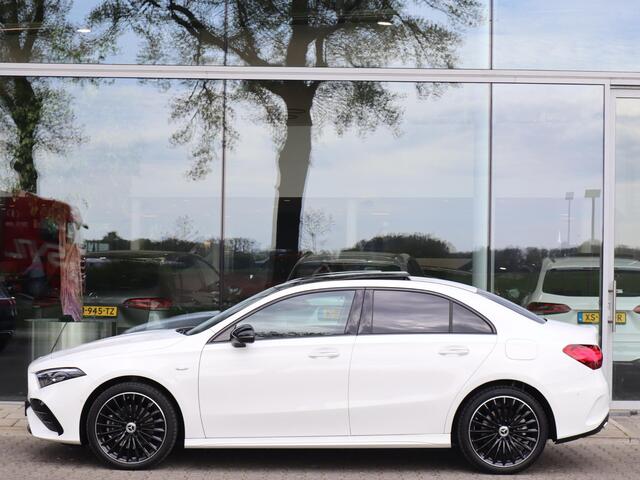 Mercedes-Benz A-KLASSE 250 e AMG Line