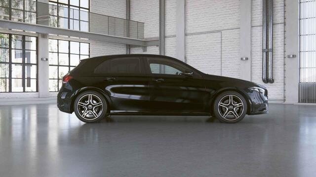 Mercedes-Benz A-KLASSE 180 Business Solution AMG | Night | Achteruitrijcamera | Stoelverwarming | Sfeerverlichting | Widescreen |