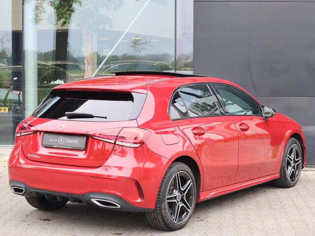 Mercedes-Benz A-KLASSE 250 e AMG Line