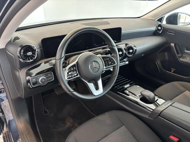 Mercedes-Benz A-KLASSE 180 Business Solution