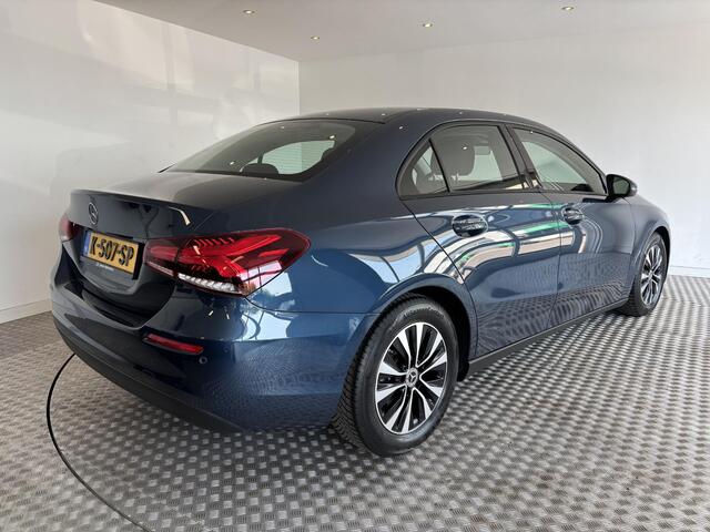 Mercedes-Benz A-KLASSE 180 Business Solution