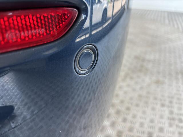 Mercedes-Benz A-KLASSE 180 Business Solution
