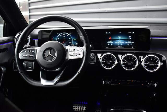 Mercedes-Benz A-KLASSE 250 e AMG Line | Sfeerverlichting | Stoelverwarming | 18'' Wielen | CarPlay | Navigatie |