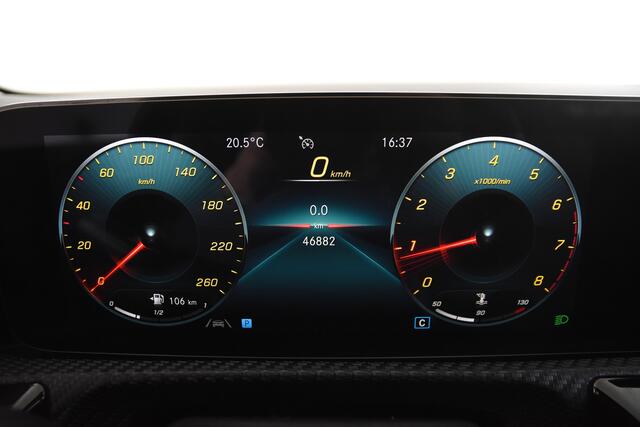 Mercedes-Benz A-KLASSE 180 Business Solution *1ste Eigenaar*Widescreen*Navigatie*Stoelverwarming*PDC*