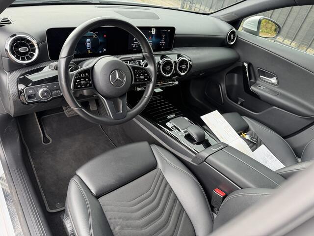 Mercedes-Benz A-KLASSE 200 Business Solution Carplay/Cam/Halfleer/Navi