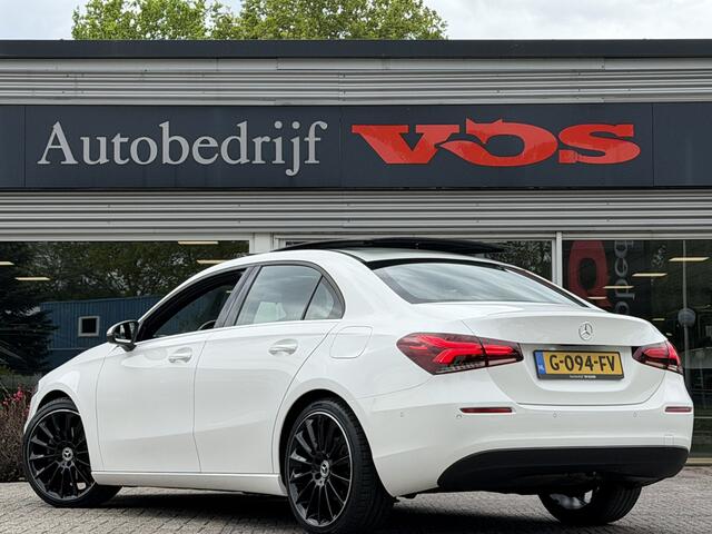 Mercedes-Benz A-KLASSE 200 Advantage | Panodak | Camera | Trekhaak | 19 inch