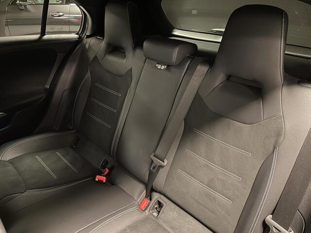 Mercedes-Benz A-KLASSE 250 e Premium Plus | Pano | Sfeerverlichting | Stoelverwaming