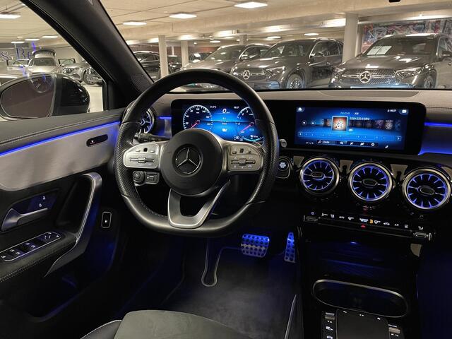 Mercedes-Benz A-KLASSE 250 e Premium Plus | Pano | Sfeerverlichting | Stoelverwaming