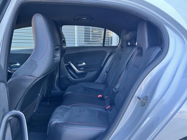 Mercedes-Benz A-KLASSE 180 Business Solution AMG