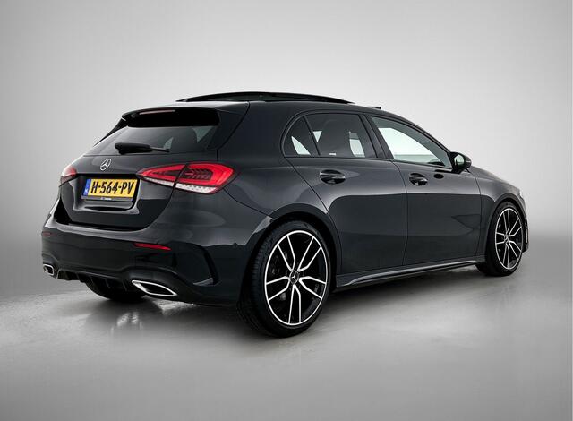Mercedes-Benz A-KLASSE 180 AMG line | Night pakket | Panorama schuifdak | Parkeerpakket met achteruitrijcamera | Spiegelpakket | Inclusief 12 Maanden Garantie.
