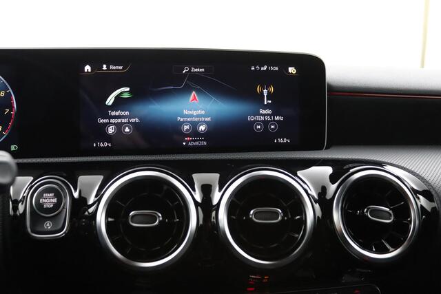Mercedes-Benz A-KLASSE 180 Business Solution AMG*NAVI*CAM*CRUISE*LED*TEL*
