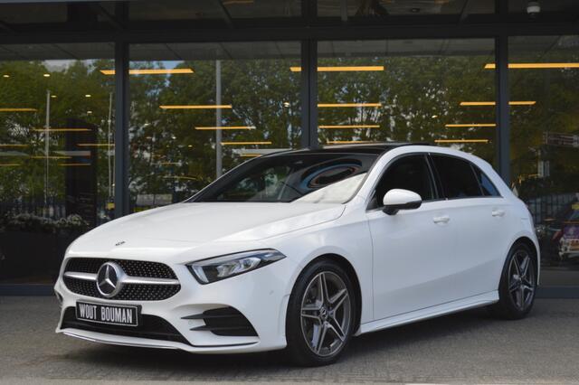 Mercedes-Benz A-KLASSE 180 AMG Led Panorama Widescreen Camera CarPlay Pdc