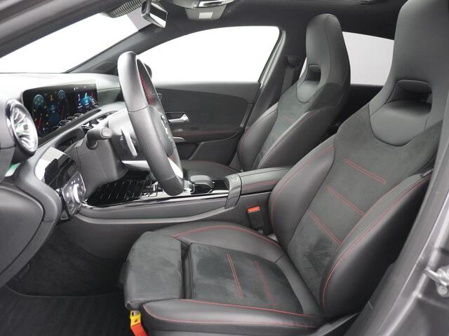 Mercedes-Benz A-KLASSE A220 AMG