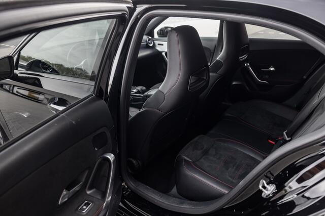 Mercedes-Benz A-KLASSE 200 Launch Ed Pr. | AMG - Line | Sfeer | Camera
