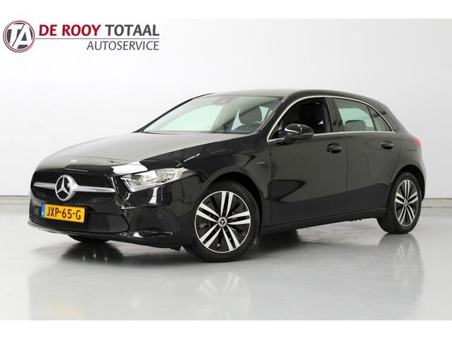 Mercedes-Benz A-KLASSE 250 e 161PK, RIJKLAAR | HYBRIDE | DEELS LEER | STOELVERWARMING | STANDKACHEL | CARPLAY | NAVI