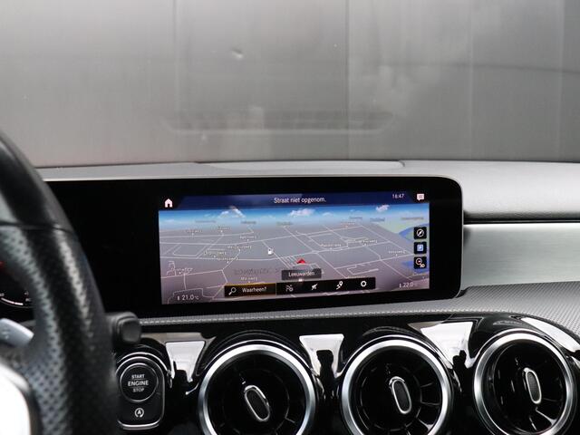 Mercedes-Benz A-KLASSE 200 Business Solution AMG | STOELVERW. | CAMERA | APPLE CARPLAY | NAVI | CRUISE |
