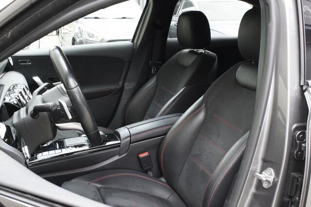 Mercedes-Benz A-KLASSE 180 Bns Sol. AMG
